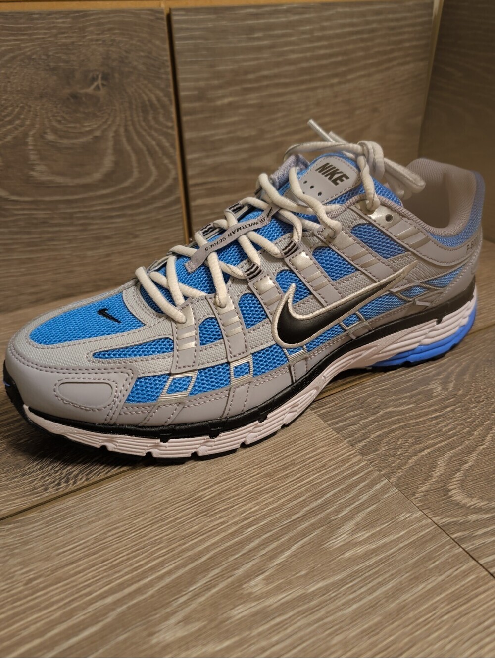Nike P-6000 "Wolf Grey / University Blue" - Men's Size 11 (Style: IU7545-012)
